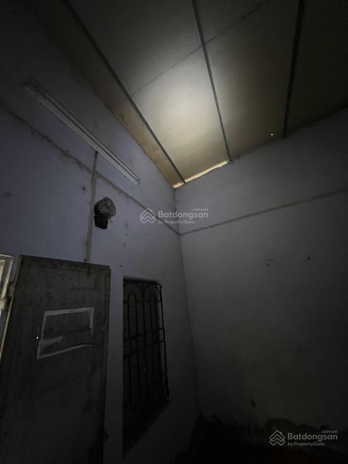 Cho thuê nhà trọ hoặc làm kho 20m2 tại số 51 ngõ 75 lãng yên, 4 triệu vnd, giá ưu đãi