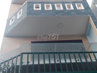 Cho thuê dài hạn Căn hộ L1 trung tâm Gò Vấp-62m2-2p ngủ-giờ giấc tự do