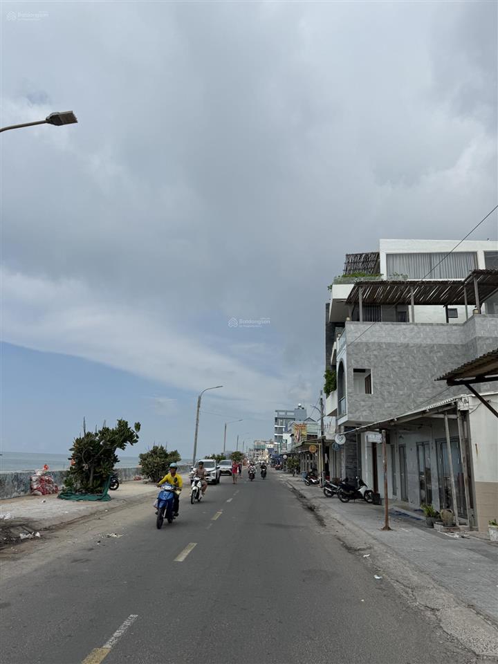 Đất bán trần hưng đạo, xã phước hải, tp hồ chí minh. view biển trực diện, quảng trường. 171m2