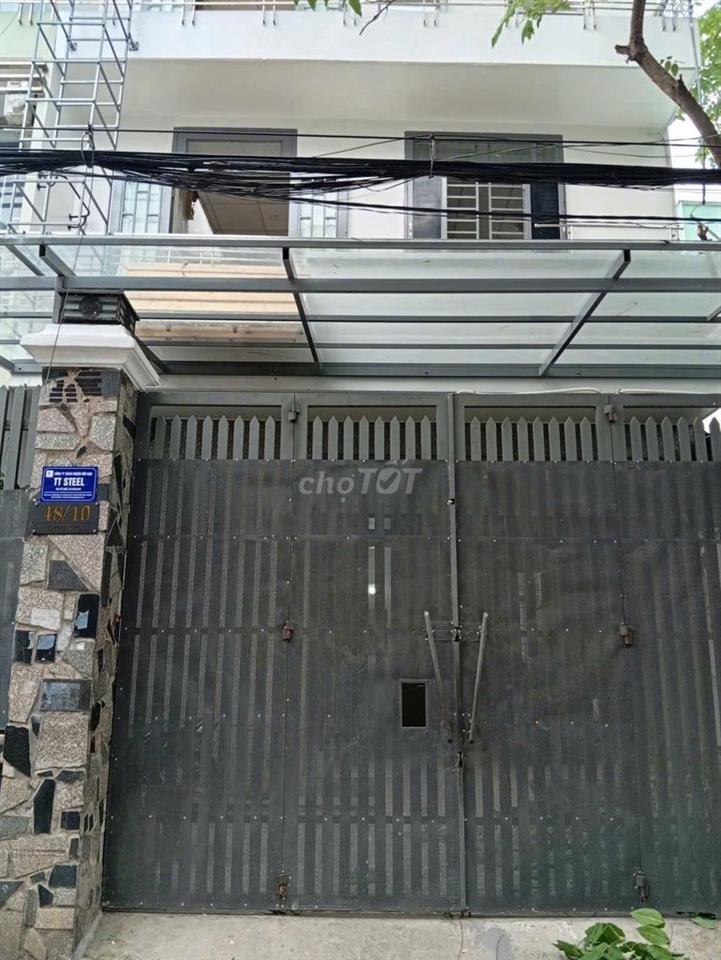 Bán tòa nhà Căn Hộ Dịch Vụ thu nhập 40tr/tháng