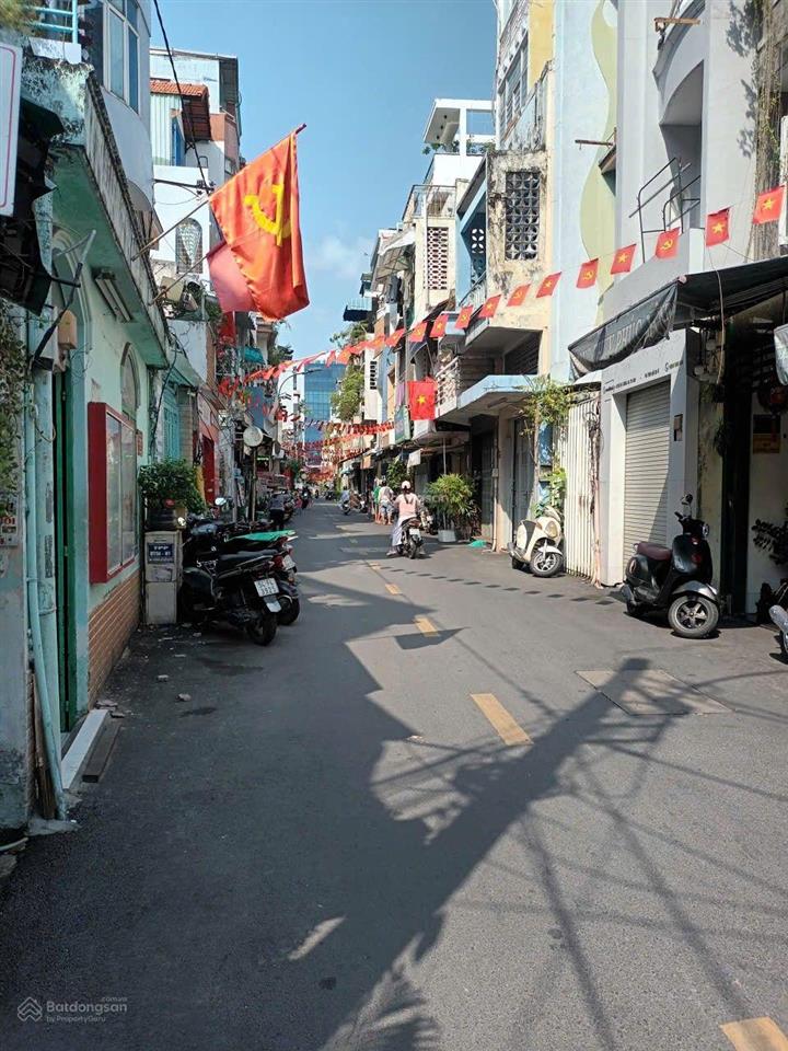 Bán nhà 2 mặt tiền đường số khu cư xá đô thành phường bàn cờ q3 dt 4m(4.5m) x 10m 1 lầu giá 7 tỷ 5