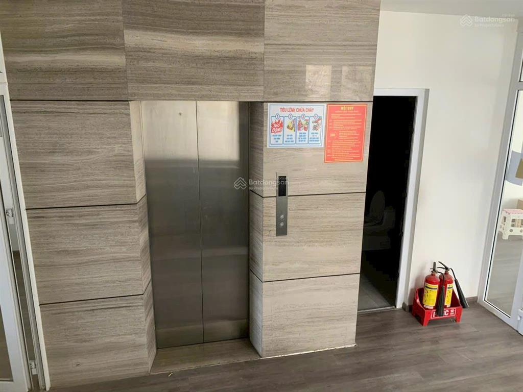 Bán nhà hxh nguyễn trãi q5 (4,2mx16m) nhà 4 tầng có thang máy .gía 18 tỷ