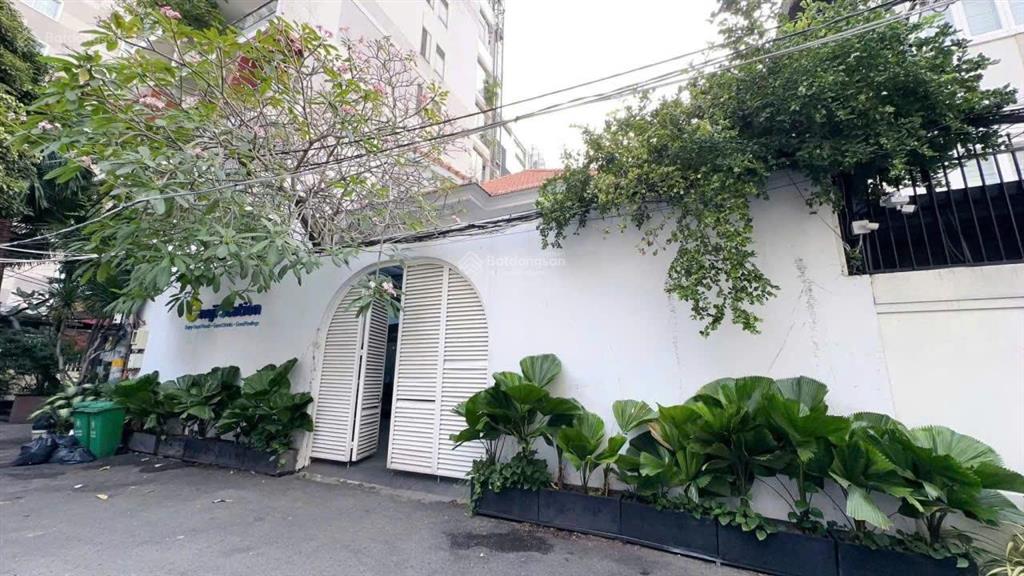 Bán nhà 2x nguyến sơn hà, phường 5, quận 3 dt 13x19m cn 230m2 giá 69 tỷ