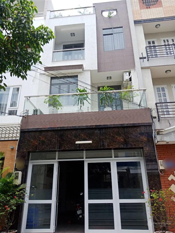 Nhà bán hẻm xe hơi 8m đường sư vạn hạnh p hòa hưng dt 4.2*14m dòng tiền 30tr/tháng giá 15.5 tỷ.