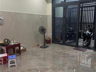 Chính chủ cho thuê nhà mới xây dựng đầy đủ nội thất đường lạc long quận q. tân bình