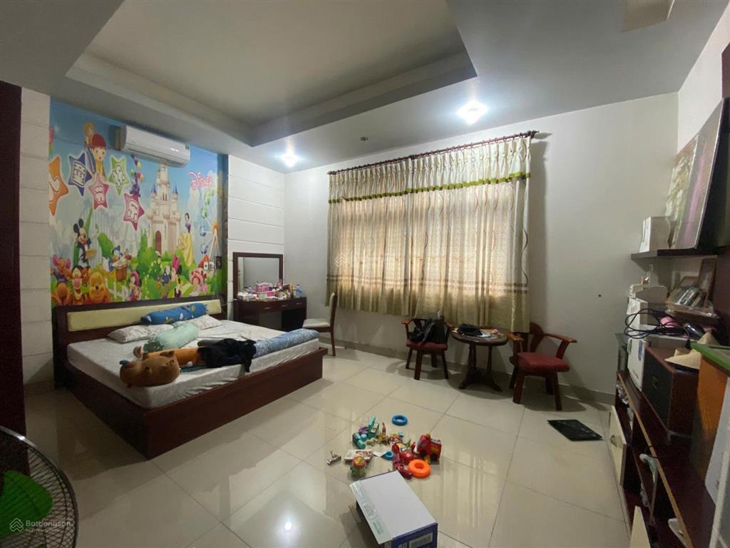 Bán nhà mt đường kính nổi, p. tân đông hiệp, ngã tư chiêu liêu, hcm, 15x20m, 3 tầng, giá chỉ 10,9tỷ