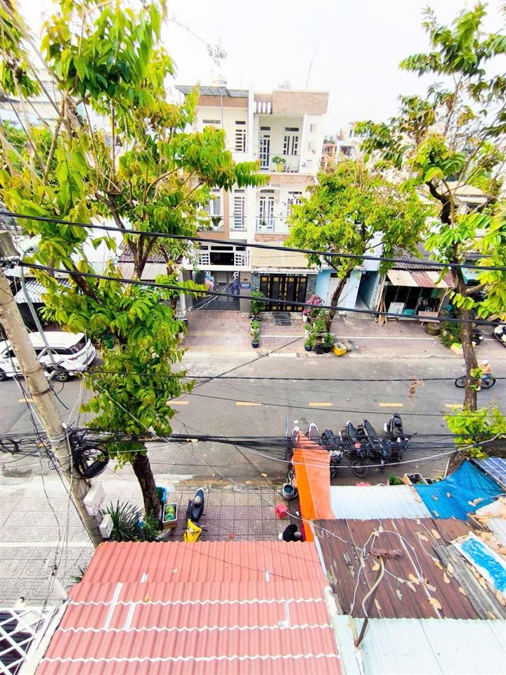 Bán nhà mặt tiền đường số 12, phường phước bình, ngay global city, 4x22m, 4 tầng, giá chỉ 11.9 tỷ