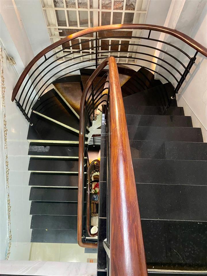 Ngộp bank! bán nhà mặt tiền đường 26 phường tăng nhơn phú a 5x30m 3 tầng giá rẻ 13,4 tỷ