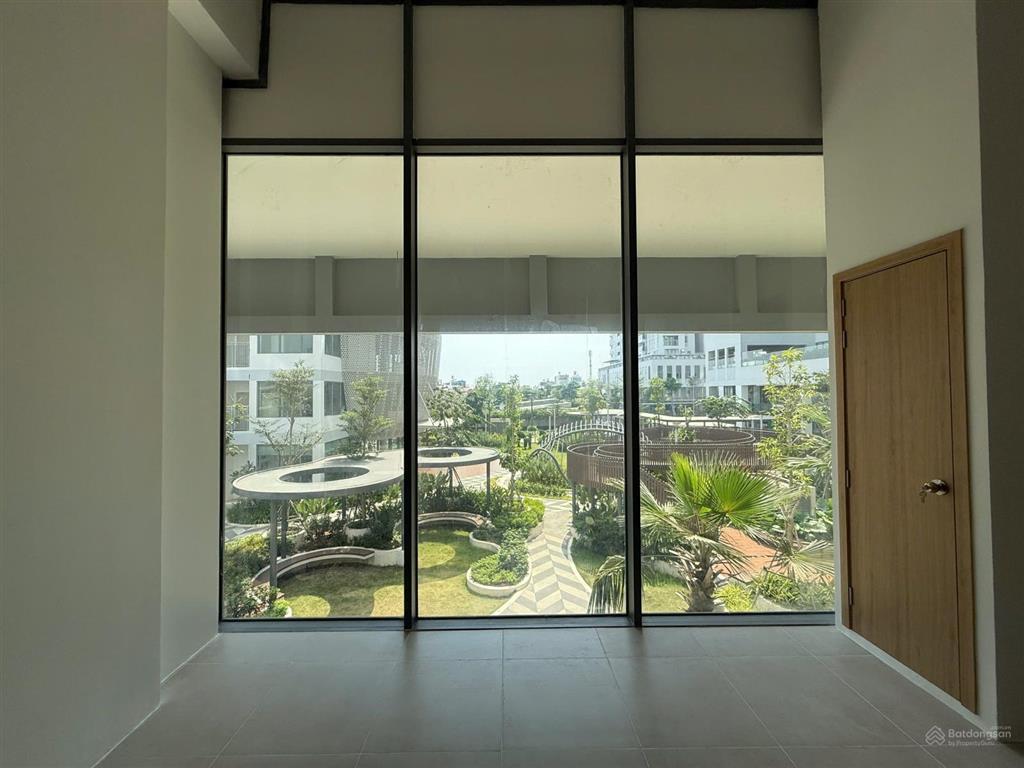 Bán shophouse tt 30% nhận nhà, hỗ trợ thuê lại 8%/năm trong 3 năm, ck 20%, sổ hồng lâu dài