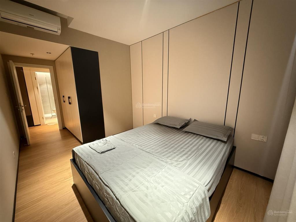 Chính chủ cho thuê 3pn, 2wc, 110m2 giá 19 triệu full nội thất chỉ kéo vali vào ở view lm 81