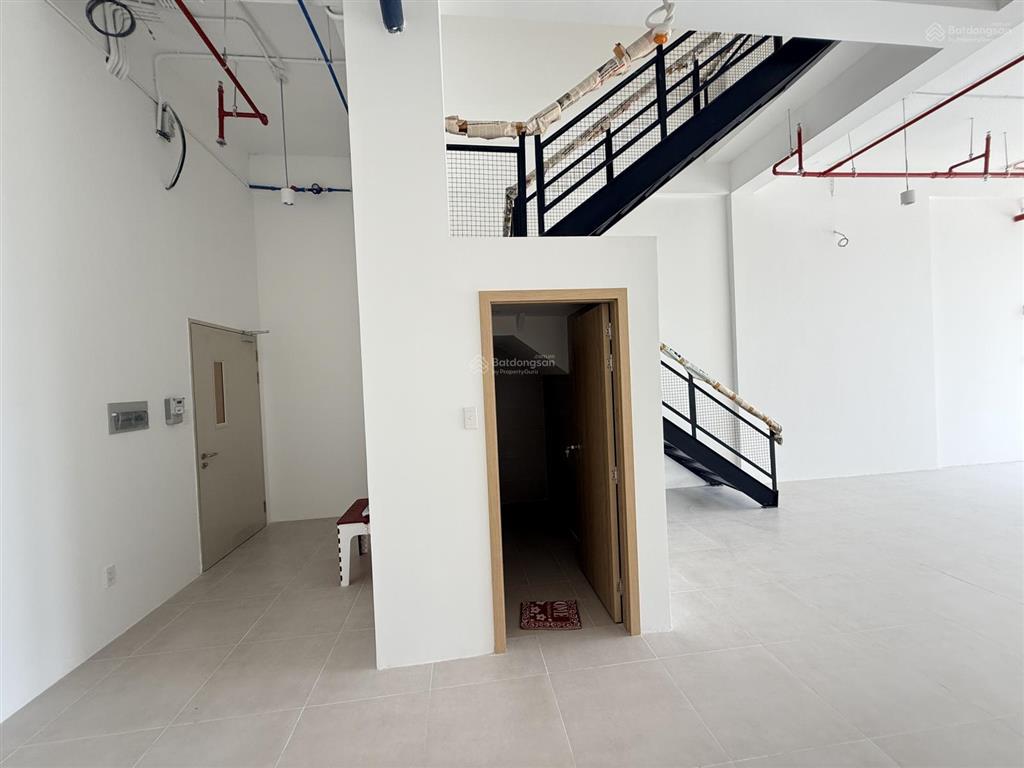 Cho thuê shophouse khối đế urban green 12 triệu/tháng, free 3 tháng tiền thuê, giảm 50% tiền thuê