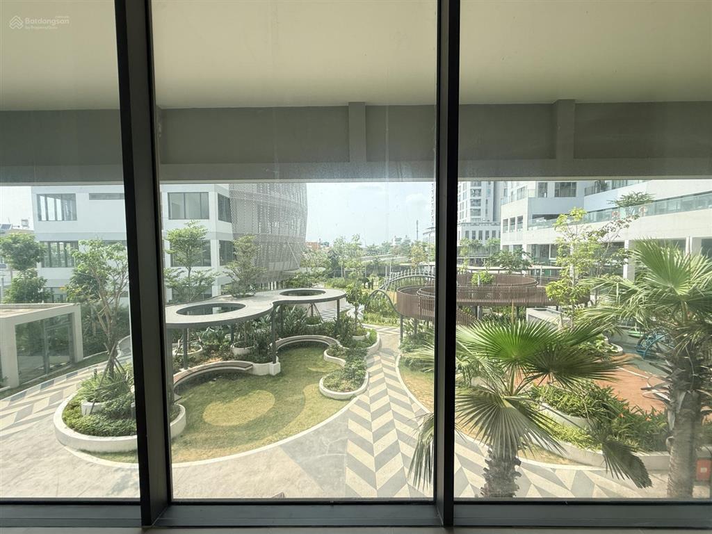 Cho thuê shophouse khối đế urban green 12 triệu/tháng, free 3 tháng tiền thuê, giảm 50% tiền thuê