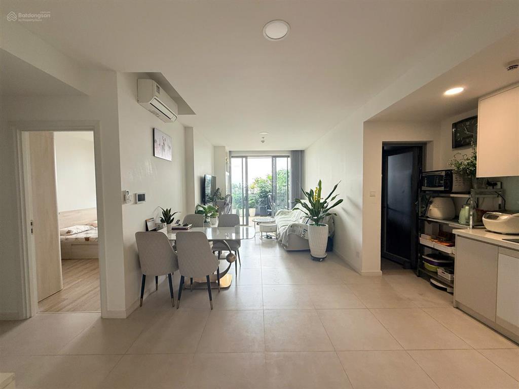 Chính chủ bán căn 124m², 2pn, 2wc có sân vườn 40m², full nội thất, giá 7,8 tỷ có tl, đã có sổ hồng