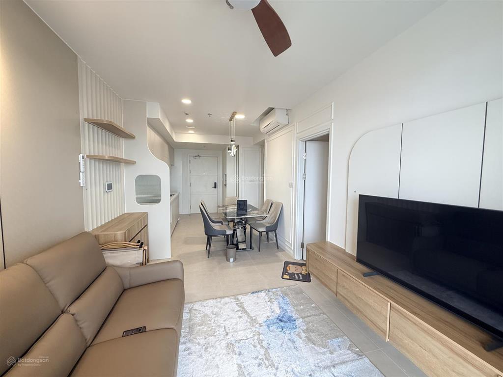 Rổ hàng cho thuê căn 2pn, 84m2, giá 11 triệu  12 triệu tùy nội thất ntcb, nhà trống ở liền được