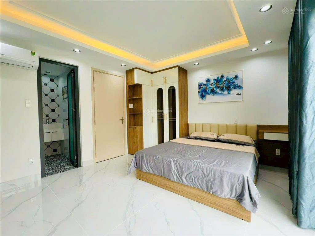 Bán nhà hẻm đồng đen  bầu cát tân bình dt 8x12m 3 tầng giá 7,4 tỷ tl