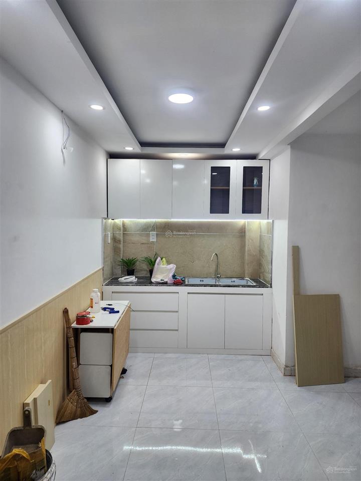 Bán nhà hẻm 606 3/2, p. diên hồng q10, dt 4x5m, 3 tầng mới, 3.8 tỷ tl
