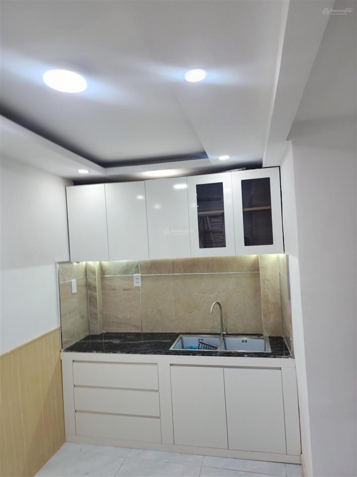 Bán nhà hẻm 606 3/2, p. diên hồng q10, dt 4x5m, 3 tầng mới, 3.8 tỷ tl