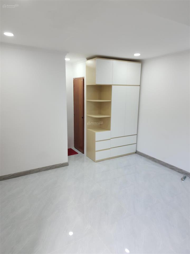 Bán nhà hẻm 606 3/2, p. diên hồng q10, dt 4x5m, 3 tầng mới, 3.8 tỷ tl