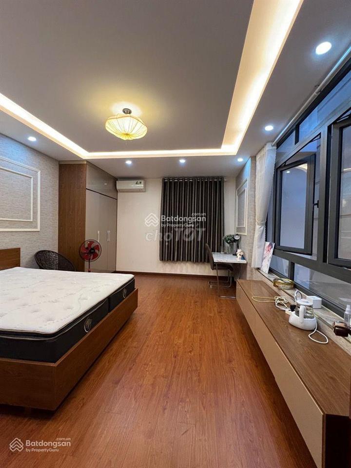Mặt tiền trục chính phố ẩm thực cxpl b p13 quận 6 (4m x 25m) giá chỉ 14 tỷ 500