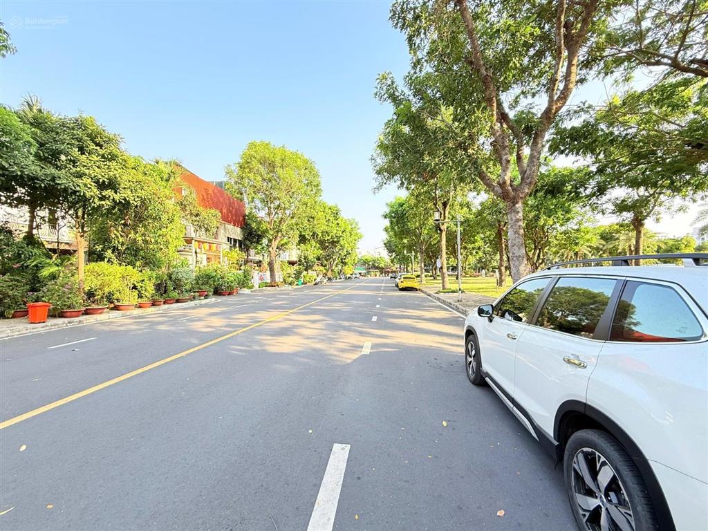 Bảng giá biệt thự phú mỹ hưng t4/2026 từ 34 tỷ đến 235 tỷ gọi em điển xem nhà thực tế