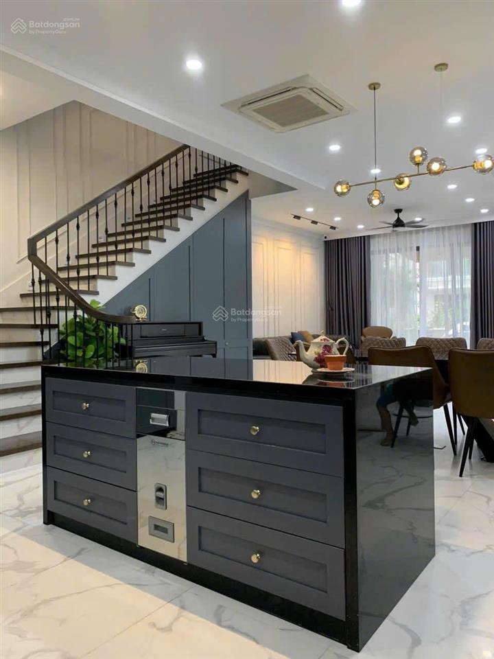 Cho thuê biệt thự nine south 7x20m góc công viên 38tr/tháng nhà đẹp  0902 930 ***