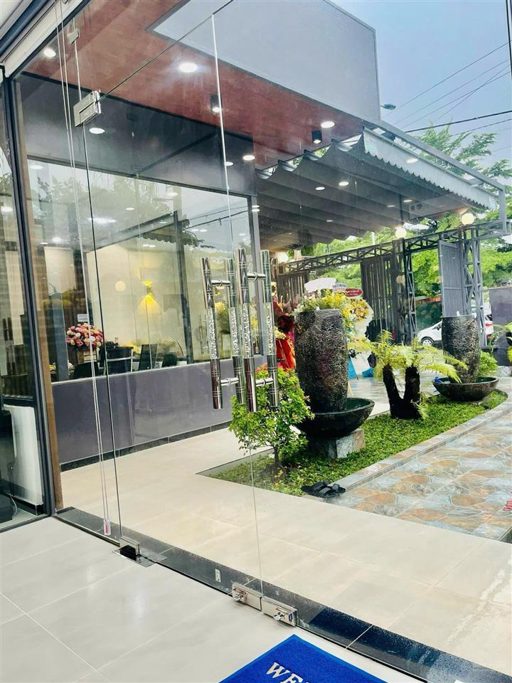 Góc 2 mt nhà khu cảng phú hữu 10,4x15m trệt giá mềm 12,9 tỷ.  0902 930 ***