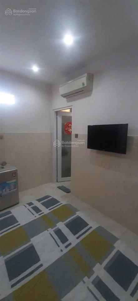 Cho thuê phòng 30m2 trường sa, q.3 (giá 4tr/tháng). 0919 557 ***, cô dung (ko tiếp môi giới)