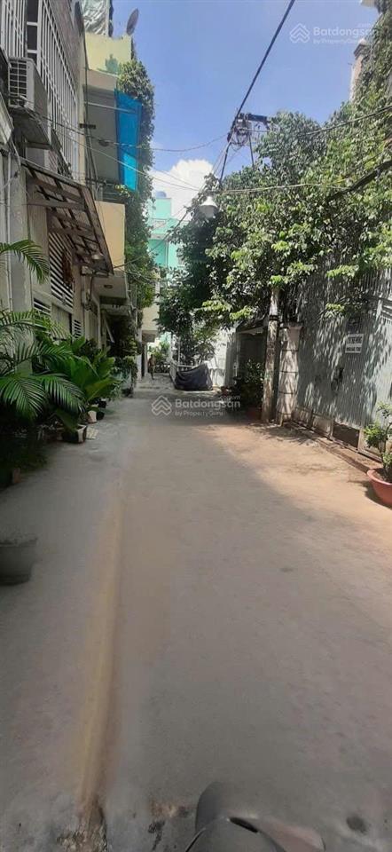 Cho thuê phòng 30m2 trường sa, q.3 (giá 4tr/tháng). 0919 557 ***, cô dung (ko tiếp môi giới)