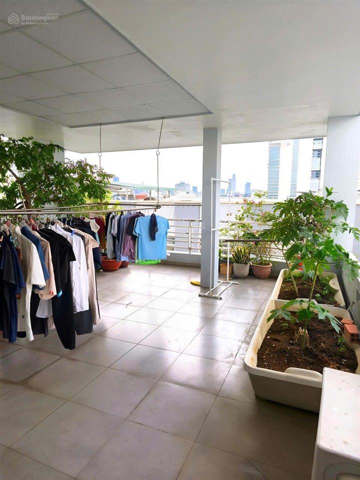 Cho thuê phòng 30m2 cao cấp cmt8, q.3 (giá 4tr/tháng). 0989 023 *** (cô nga chủ)(ko tiếp cò)
