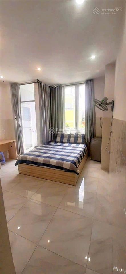 Cho thuê phòng 30m2 trường sa, q.3 (giá 4tr/tháng). 0919 557 ***, cô dung (ko tiếp môi giới)