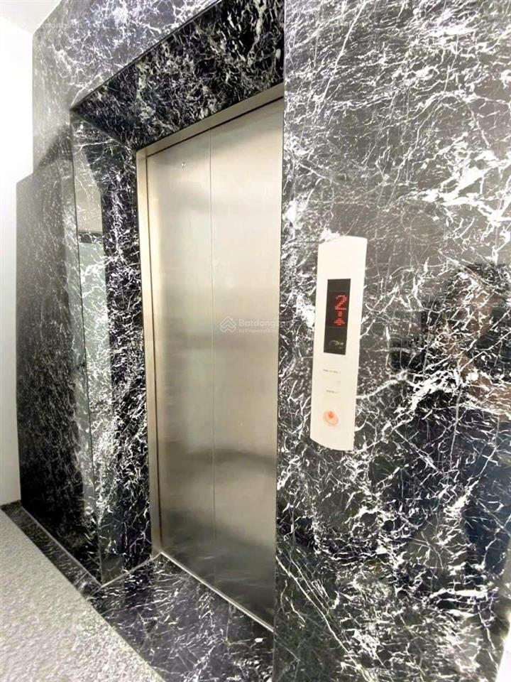 Cho thuê phòng 30m2 trường sa, q.3 (giá 4tr/tháng). 0919 557 ***, cô dung (ko tiếp môi giới)