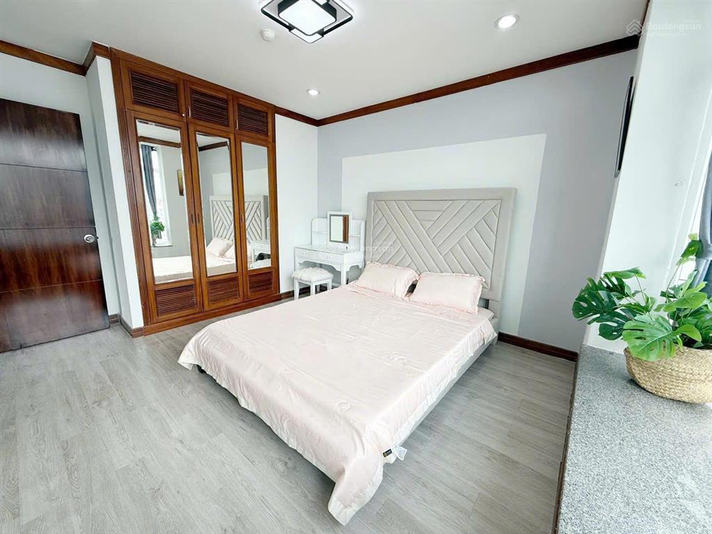 Cần bán căn hộ new saigon hagl3 sổ hồng công chứng ngay, hỗ trợ vay nh 80%