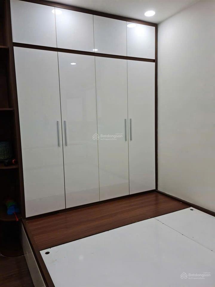 Chính chủ bán căn hộ cao cấp  cc luxcity q.7 (căn góc) gần kề q4  3pn 2wc
