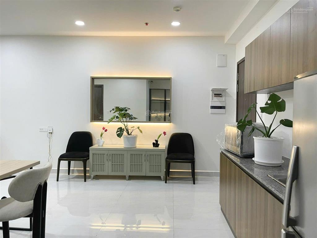 Cho thuê căn hộ sunrise riverside với 2pn và 1wc, đầy đủ nội thất