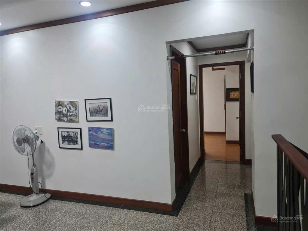 Bán căn hộ duplex 2 tầng có sổ hồng liền kề q7, diện tích cực lớn 192m2