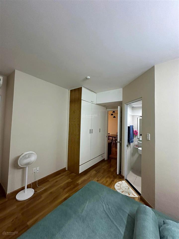 Chủ cần bán nhanh căn hộ ehome 5  2pn đã có sổ, nhà mới đẹp tặng lại nội thất