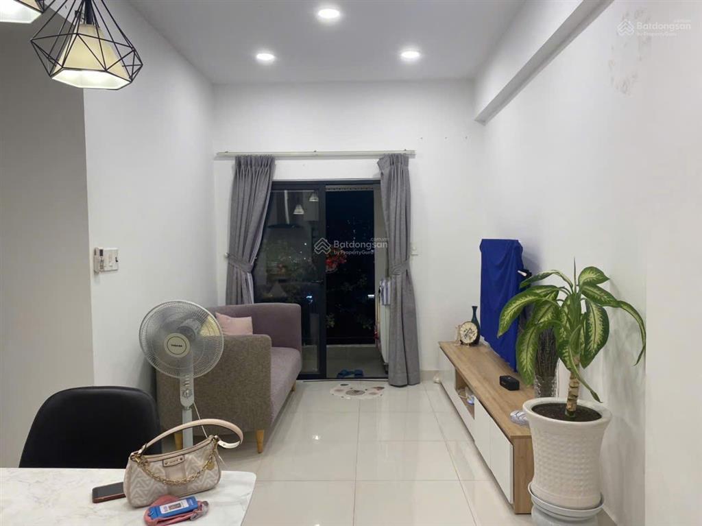Bán căn hộ đã có sổ q7  chung cư hoàng quốc việt 3.1 tỷ 2pn
