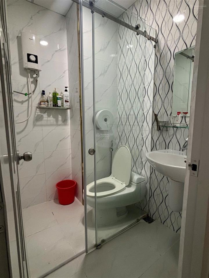 Cho thuê căn hộ 3pn quận 4 full nội thất giá 16tr
