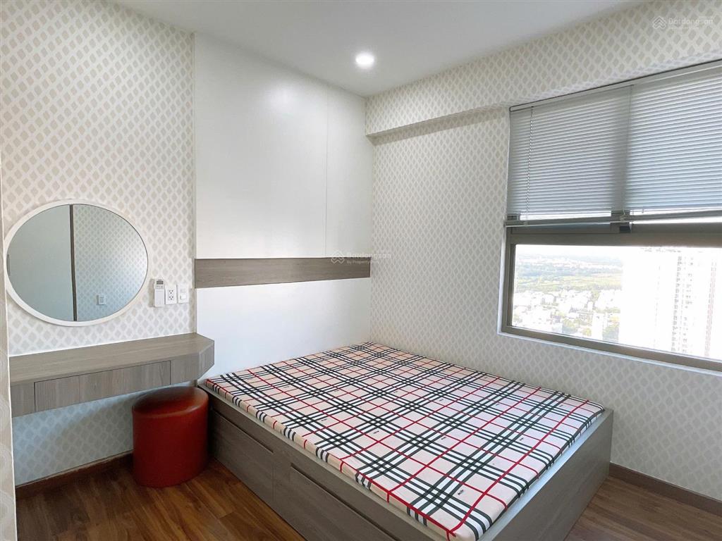 Cho thuê căn hộ cao cấp phú mỹ hưng  saigon south view hồ bơi dt 100m²