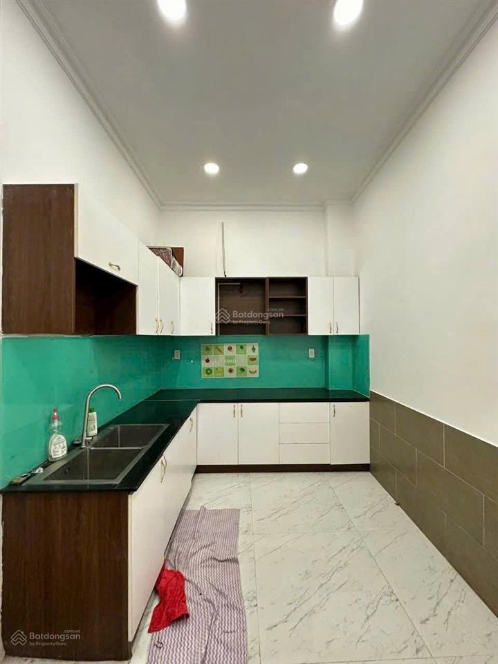 Nhà cho thuê nguyên căn đường lê thị chợ quận 7 phù hợp để ở, làm văn phòng
