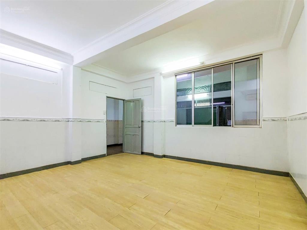 Chủ nhà cần cho thuê nguyên căn nhà mặt tiền đường tôn thất thuyết q4