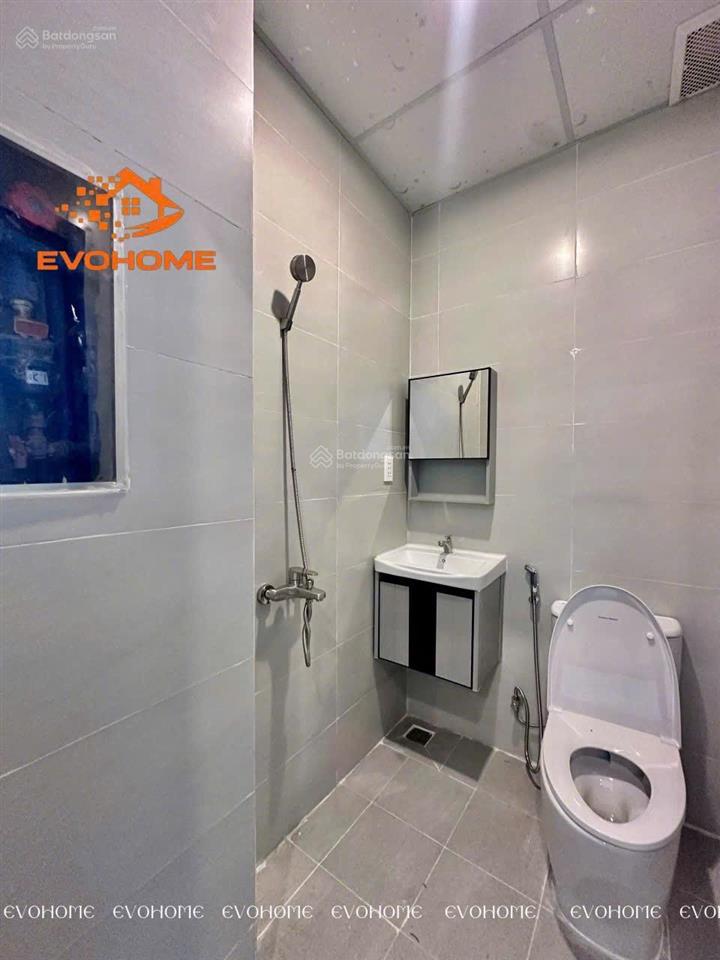 Căn hộ mini đẹp có ban công ngay chân cầu him lam q7