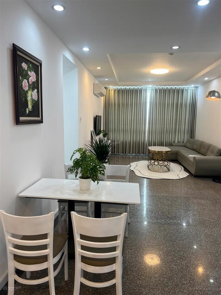 Bán căn hộ hoàng anh gold house sát q7  3pn có sẵn sổ hồng