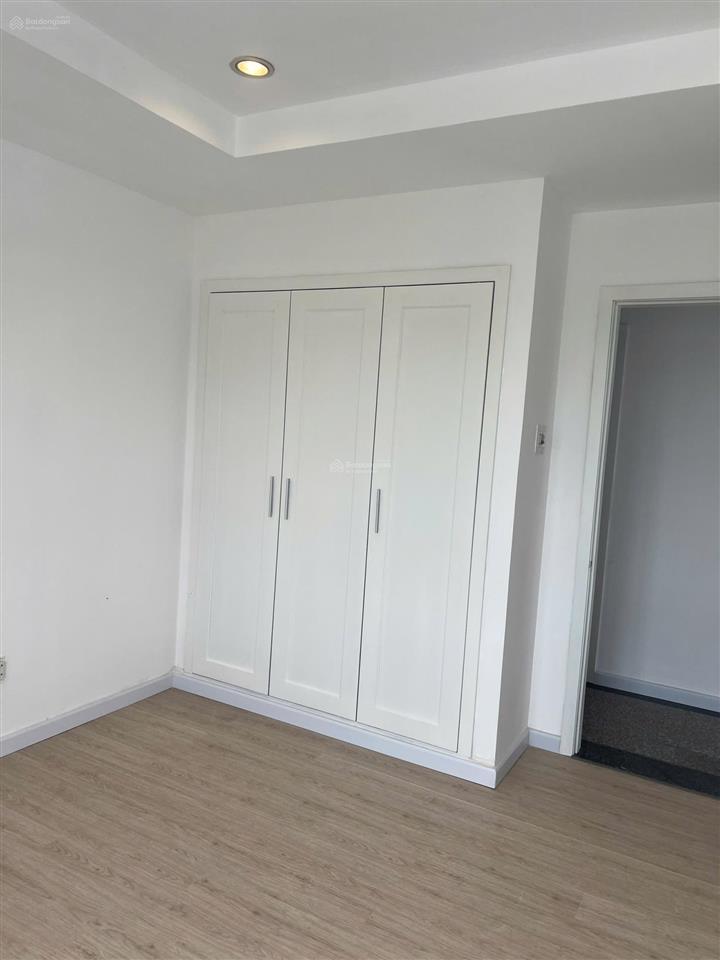 Bán căn hộ hoàng anh gold house sát q7  3pn có sẵn sổ hồng