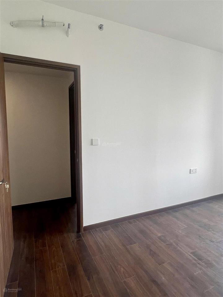 Chủ nhà ngộp lãi bán căn 3pn/2wc  100m2  giá 5,2 tỷ có nội thất. akari city đã có sổ