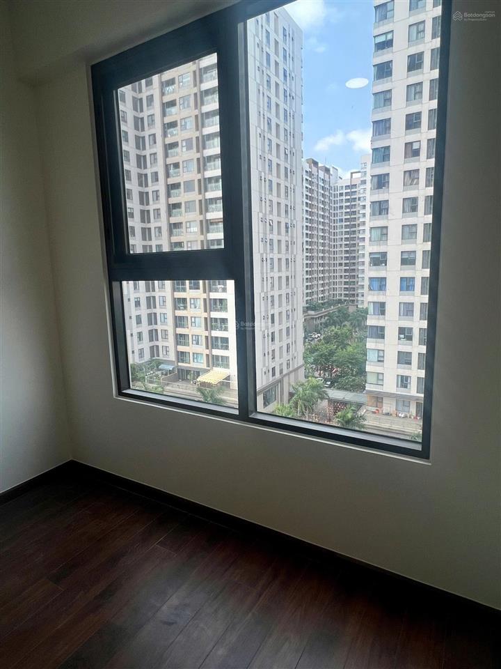 Chủ nhà ngộp lãi bán căn 3pn/2wc  100m2  giá 5,2 tỷ có nội thất. akari city đã có sổ