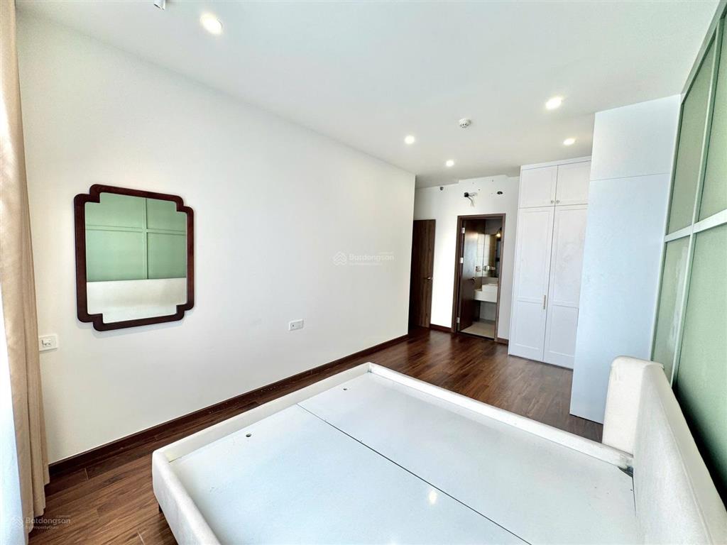 Bán nhanh căn góc hiếm có 81m2/2pn chỉ 4,49tỷ  full nội thất thiết kế. đã có sổ.  0902 470 ***