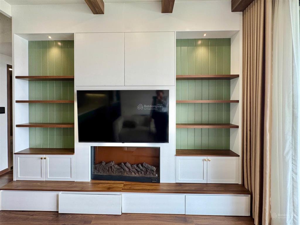 Bán nhanh căn góc hiếm có 81m2/2pn chỉ 4,49tỷ  full nội thất thiết kế. đã có sổ.  0902 470 ***