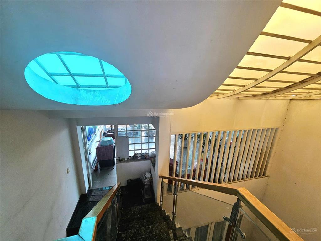 Hot bán nhà mặt tiền đường số 13, quận 7, cách chợ tân quy chỉ khoảng 200m, 19 tỷ