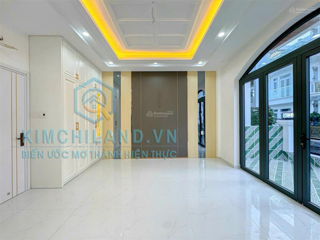 Nhà phố tân cổ điển  khu nội bộ huỳnh tấn phát nhà bè, gần quận 7 & phú mỹ hưng
